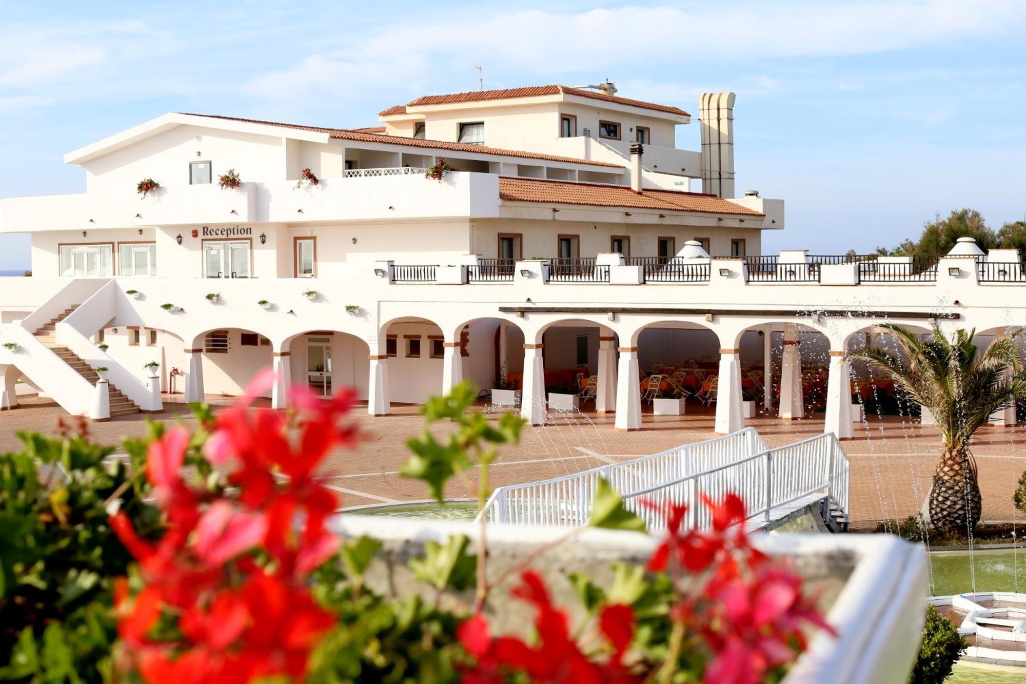 Acqua Di Mare Hotel E Resort Sorso Dış mekan fotoğraf