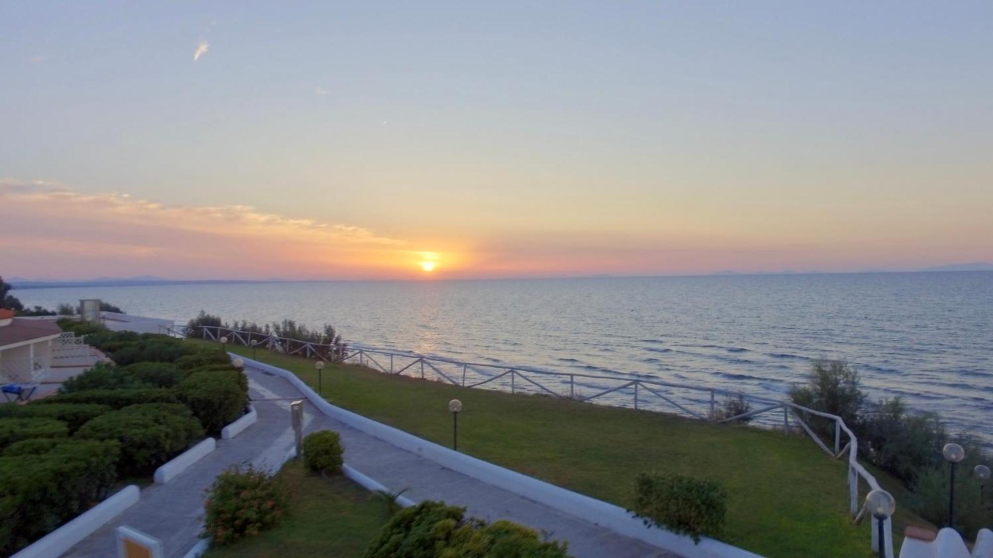 Acqua Di Mare Hotel E Resort Sorso Dış mekan fotoğraf